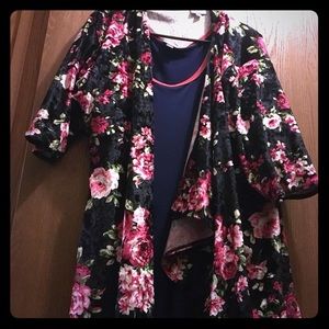 Large Shirley Kimono by LuLaRoe